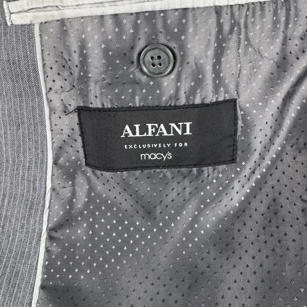 Alfani Suit 42R Gray Stripe Wool Italy Macy's Business Classic 34x30 Formal
